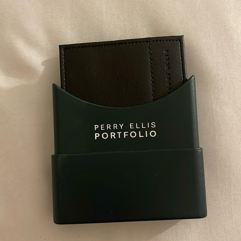 Perry Ellis men’s wallet